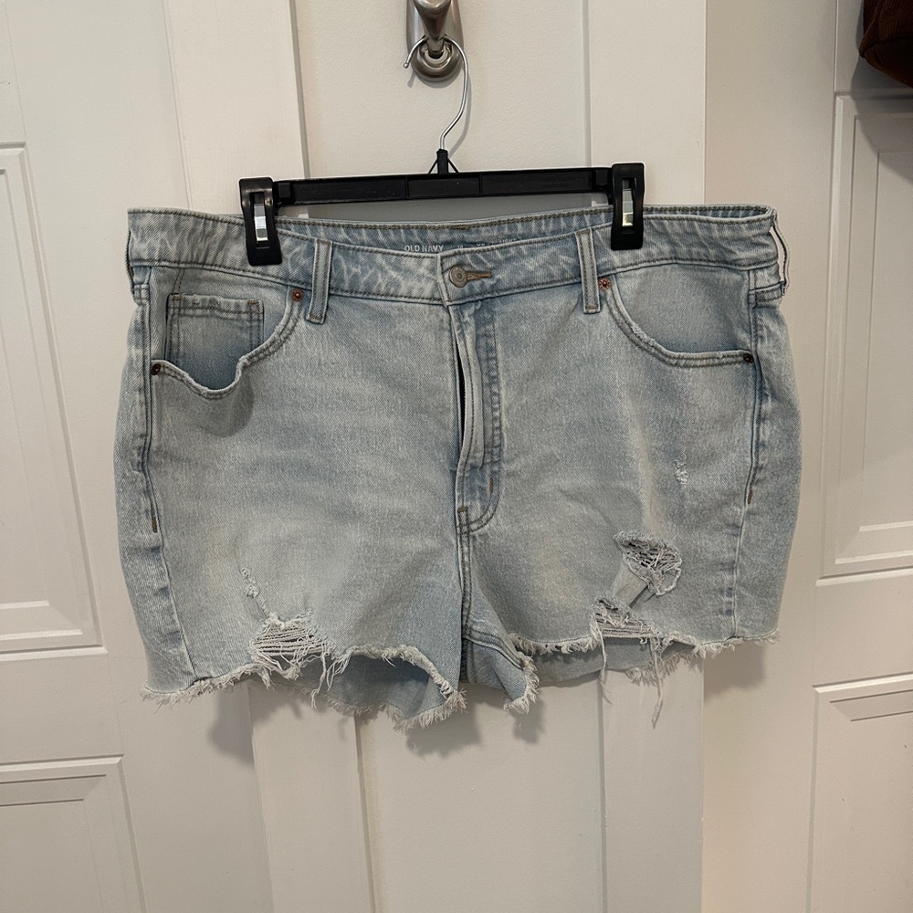 Old Navy Light Wash Distressed Jean Shorts